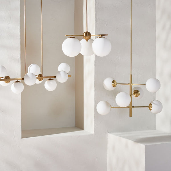 Safavieh CANTRYS, 3-Light Brass Chandelier - 18-Inch Transitional Elegance for Dining & Living Spaces CHA7010A