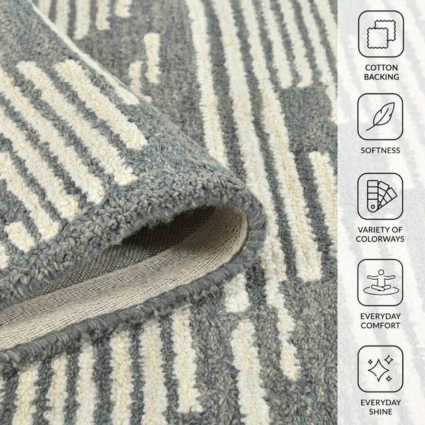 Amer Rugs Chicago Modern Geometric Hand-hooked Area Rug - Elegant Natural Wool Design For Timeless Decor Dark Gray Wool Chi50508