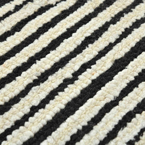 Amer Rugs Chicago Modern Geometric Hand-hooked Area Rug - Elegant Natural Wool Design For Timeless Decor Ebony Wool Chi60810