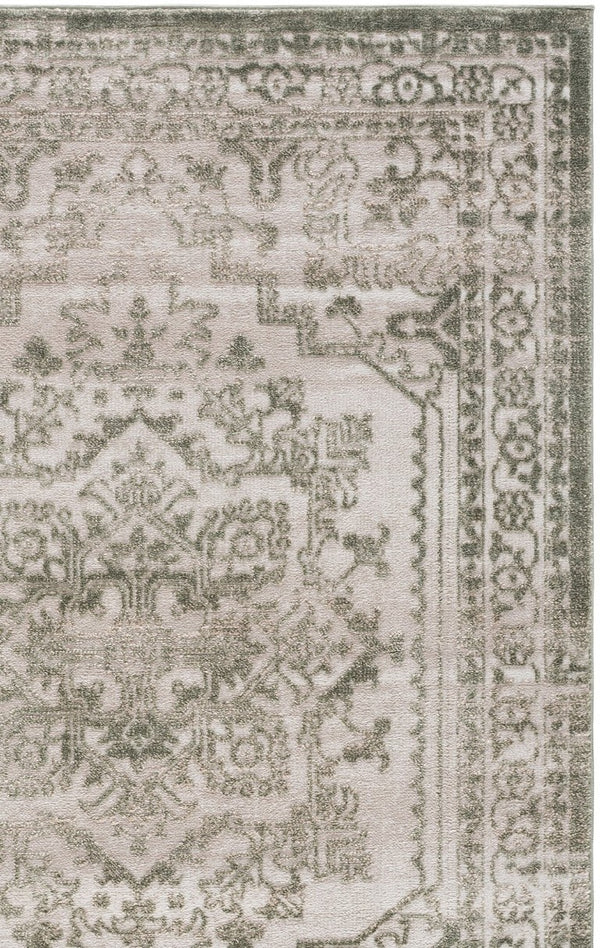 Safavieh Chamber Power Loomed Polyester Area Rug Traditional Pattern for Living or Dining Rooms CHM210W-5