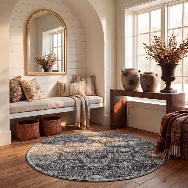 Safavieh Chamber Round Polyester Area Rug with Traditional Pattern for Living or Entryway Spaces CHM212G-7R