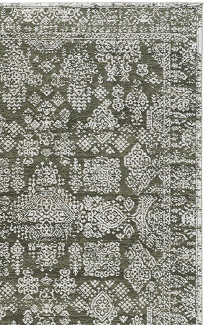 Safavieh Chamber Green & Ivory Square Area Rug — Low-Profile Polyester Blend, Timeless Traditional Motif (97) 6'-7" x 6'-7" CHM212Y-7SQ