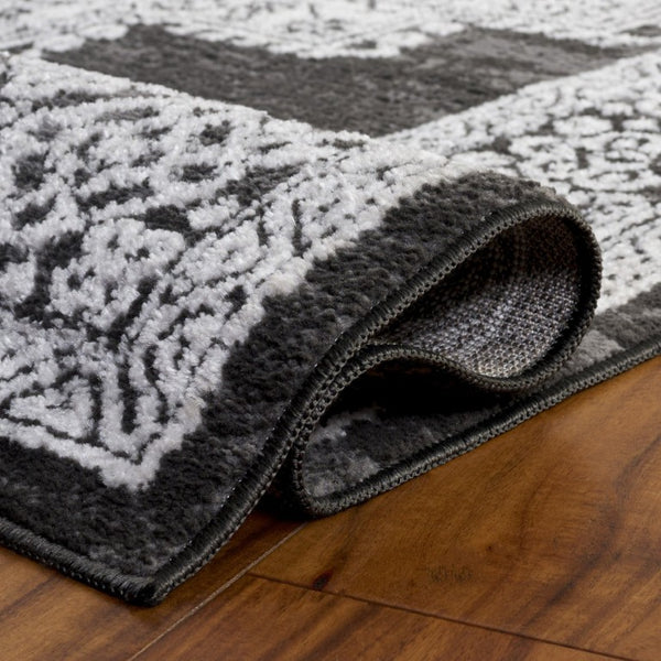 Safavieh Chamber Power-Loomed Polyester Area Rug with Soft Ivory Tones for Any Room Gray 5'-3" x 7'-6" CHM218G-5