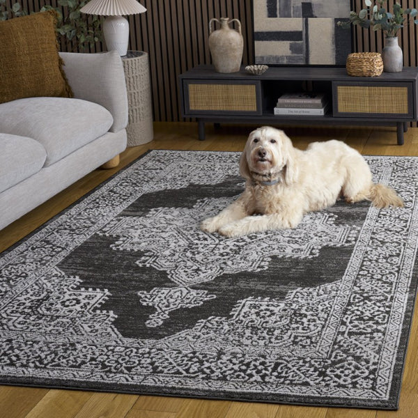 Safavieh Chamber Power-Loomed Polyester Area Rug with Soft Ivory Tones for Any Room Gray 5'-3" x 7'-6" CHM218G-5