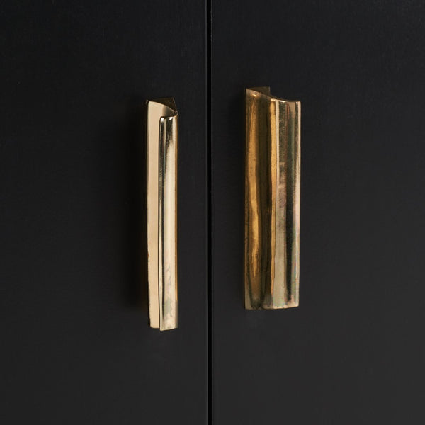 Safavieh Nigel 2 Door 1 Drawer Chest XII23 Black / Brass Wood CHS6600D