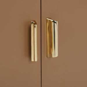 Safavieh Nigel 2 Door 1 Drawer Chest XII23 Taupe / Brass Wood CHS6600E