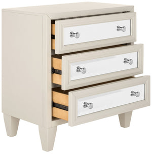 Safavieh Marlon 3-Drawer Chest - Chic Mirrored Accent For Stylish Storage In Bedrooms Or Living Spaces Grey CHS9202B