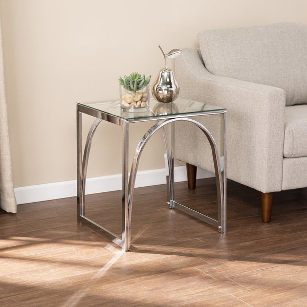 Safavieh Stevenly Square Tempered Glass End Table With Arched Iron Frame For Modern Living Rooms CK1005302