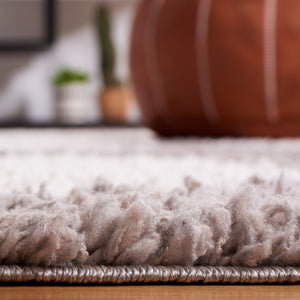 Safavieh Calico Contemporary Plush Shag Area Rug With Geometric Design - Luxurious Softness & Durability Grey ,Ivory Polyester Clc120f-9