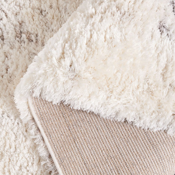 Safavieh Cloud Shag Plush Polyester Rug Deep Pile Neutral Tones for Living Room or Bedroom CLD110A-6
