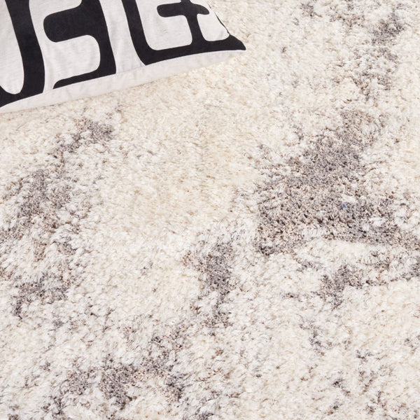 Safavieh Cloud Shag Plush Polyester Rug Deep Pile Neutral Tones for Living Room or Bedroom CLD110A-6