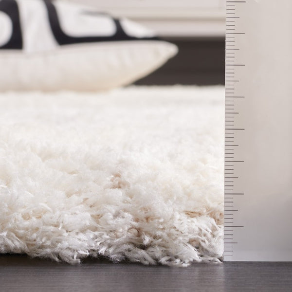 Safavieh Cloud Shag Plush Polyester Rug Deep Pile Neutral Tones for Living Room or Bedroom CLD110A-6
