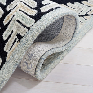 Safavieh Capri 208 Hand Tufted Floral Rug Black / Ivory CPR208Z-7SQ