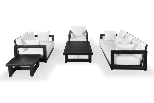Safavieh MONTFORD Aluminum End Table - Sleek Black Metal Design for Modern Outdoor Living & Entertaining CPT1002B
