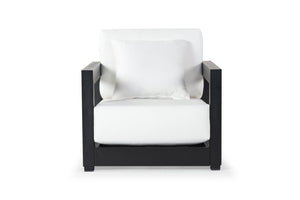 Safavieh MONTFORD Outdoor Armchair - Sleek Black Frame & Beige Upholstery for Stylish Patio Comfort CPT1000B