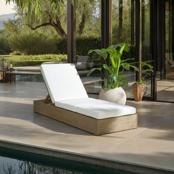 Safavieh VINCENT Wood Chaise Lounge Chair – Embrace Modern Elegance and Comfort for Your Home Décor Natural / White CPT1043B