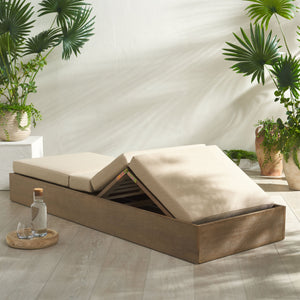 Safavieh Vincent Chaise Lounge Chair – Luxurious Comfort With Adjustable Cushions For Stylish Outdoor Relaxation Natural ,Tan Wood ,Fabric ,Foam Cpt1043e