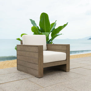 Safavieh Santiago Eucalyptus Patio Chair - Durable Outdoor Seating With Olefin Fabric For All-weather Comfort Natural ,Beige Wood ,Fabric ,Foam Cpt1050a