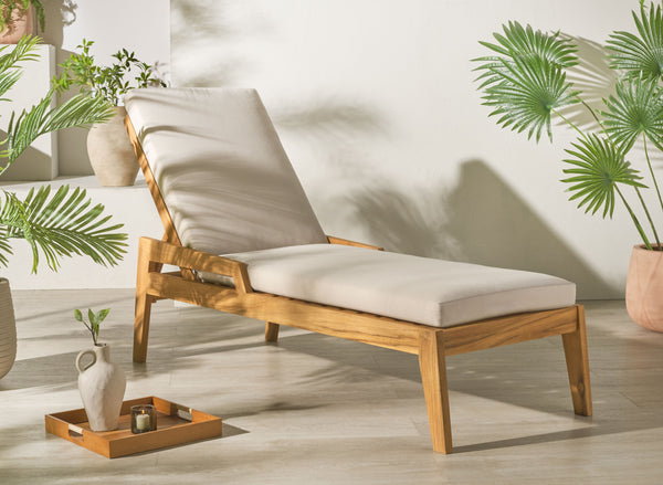 Safavieh Caledonia Brazilian Teak Chaise Lounge - Luxurious Outdoor Relaxation With Weather-resistant Comfort Natural ,White Wood ,Fabric ,Foam Cpt1055a