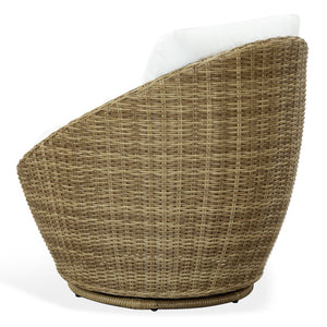 Safavieh Clarisse Outdoor Swivel Chair Woven PE Rattan Coastal Patio Seating with Cushion CPT2114A