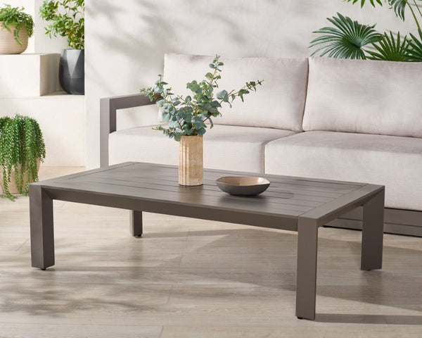 Safavieh DONALDO Aluminum Outdoor Coffee Table – Stylish Dark Grey Design for Patios, Decks & Gardens CPT4012A