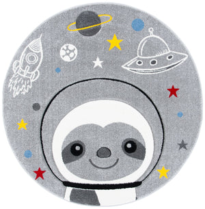 Safavieh Carousel Kids' Cosmic Sloth Area Rug - Whimsical Grey And Ivory Design For Playful Spaces & Comfort Grey ,Ivory Polypropylene Crk140f-24