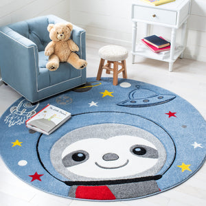 Safavieh Carousel Kids' Cosmic Sloth Area Rug - Whimsical Grey And Ivory Design For Playful Spaces & Comfort Blue ,Grey Polypropylene Crk140m-24