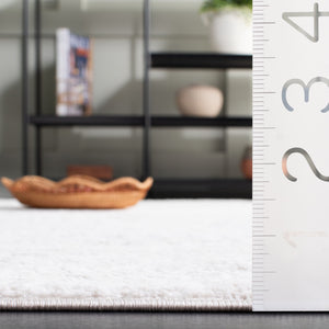 Safavieh Carter Elegant Abstract Area Rug - Turkish Craftsmanship In Soft Neutral Tones For Modern Homes Ivory ,Taupe 40% Polypropylene,40% Jute,20% Polyester Crt200a-7r