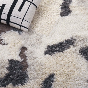 Safavieh Casablanca Hand-woven Runner Rug – Luxurious New Zealand Wool, Elegant Design For Any Space Ivory ,Grey 80% Nz Wool,10% Imported Wool,10% Cotton Csb146a-5