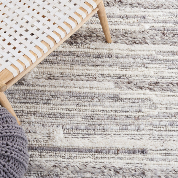 Casablanca Hand Woven Rug in Luxurious 85% Wool Blend – Elegant Home Accent from India