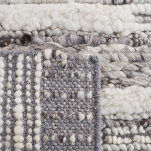 Casablanca Hand Woven Rug in Luxurious 85% Wool Blend – Elegant Home Accent from India