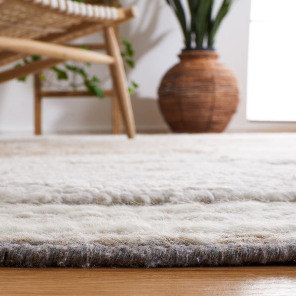 Casablanca Hand Woven Wool and Cotton Rug - Luxurious 85% Wool Blend for Stylish Home Décor