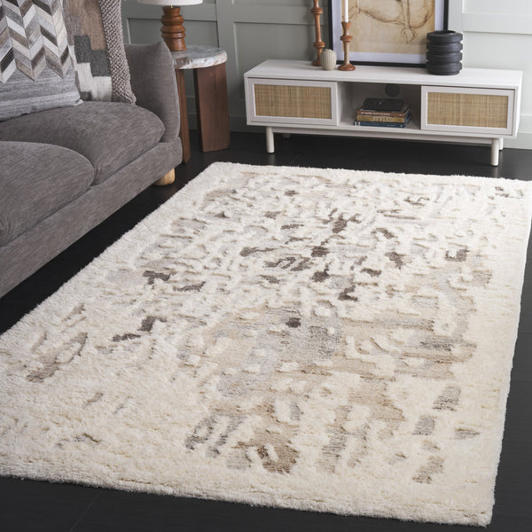 Safavieh Casablanca Hand-tufted Wool Runner Rug - Modern Abstract Design For Elegant Home Decor Enhancement Beige ,Ivory Wool Pile Csb443b-5