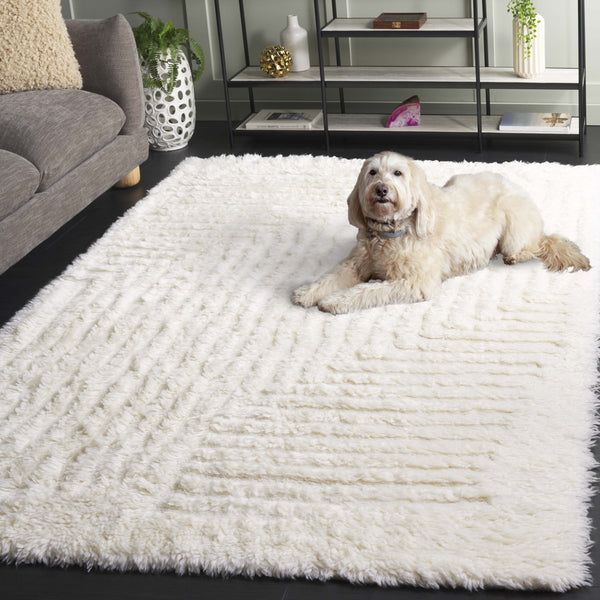 Safavieh Casablanca Handcrafted Wool Area Rug - Luxurious Comfort, Modern Design & Timeless Elegance For Your Home Ivory Wool Pile Csb472a-4