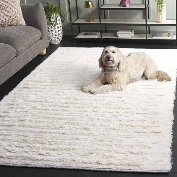 Safavieh Casablanca Hand Woven Wool Pile Rug – Luxurious Modern Style With Plush Texture For Any Room Ivory Wool Pile Csb474a-4