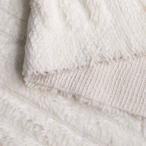 Safavieh Casablanca Hand-woven Runner Rug - Luxurious Wool Pile, Modern Aesthetics, Exquisite Craftsmanship Ivory Wool Pile Csb474a-5