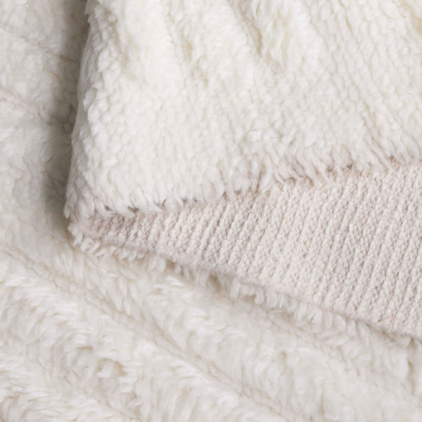 Safavieh Casablanca Hand-woven Runner Rug - Luxurious Wool Pile, Modern Aesthetics, Exquisite Craftsmanship Ivory Wool Pile Csb474a-5