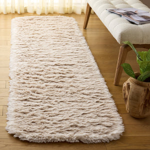 Safavieh Casablanca Modern Handwoven Area Rug - Stylish Runner For Hallways, Crafted In India, Timeless Artistry Beige ,Ivory Wool Pile Csb475b-28