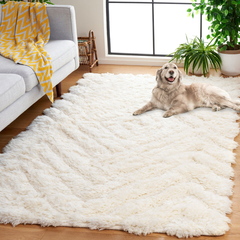 Safavieh Casablanca Handwoven Ivory Wool Shag Rug — Plush 1¾" Pile, Durable Natural Texture For Cozy Rooms 6'-0" x 9'-0" CSB497A-6