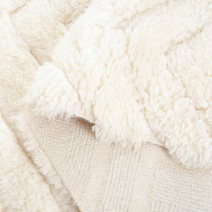 Safavieh Casablanca Handwoven Ivory Wool Shag Rug — Plush 1¾" Pile, Durable Natural Texture For Cozy Rooms 6'-0" x 9'-0" CSB497A-6