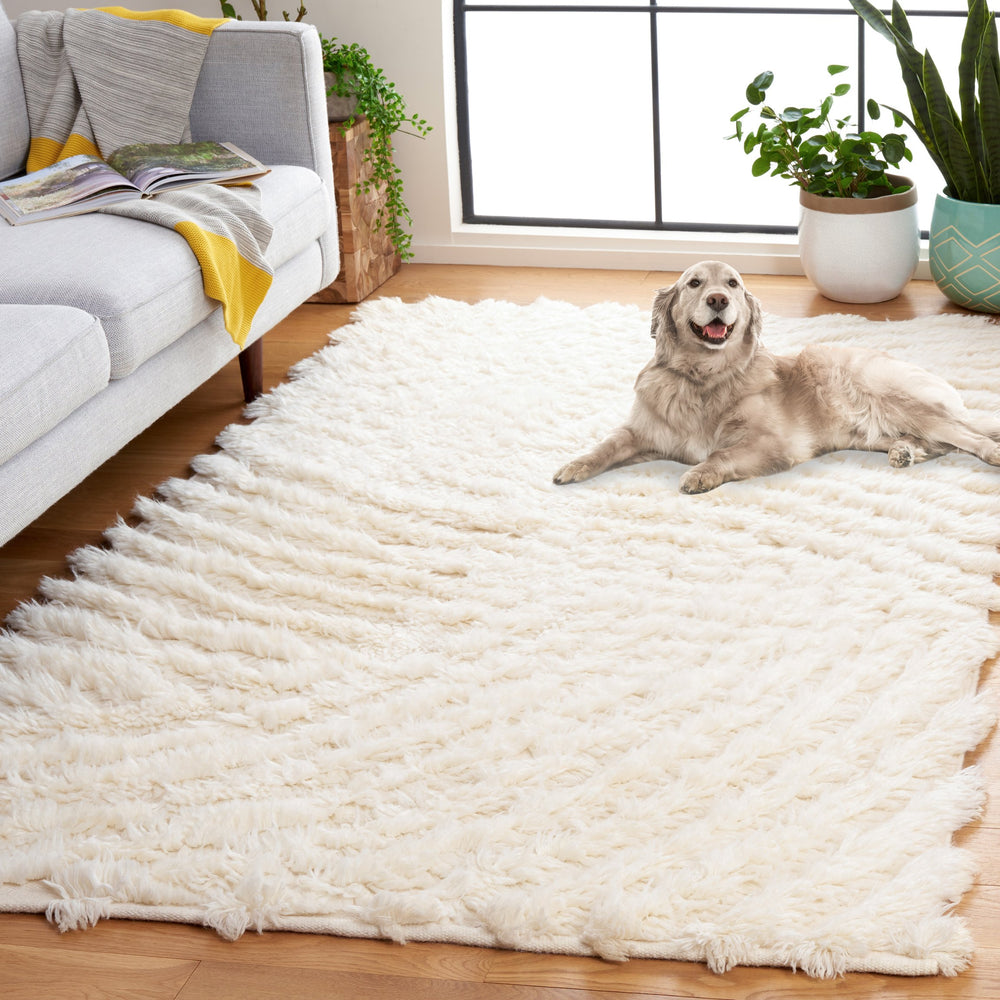 Safavieh Casablanca Handwoven Ivory Wool Rug 8X10 Plush 1.75" Pile Organic Linear Texture For Living Rooms 7'-0" x 7'-0" CSB498A-7SQ