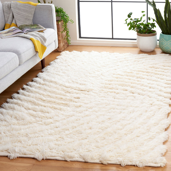 Safavieh Casablanca Handwoven Ivory Wool Area Rug 8X10 — Plush 1.75" Pile, Timeless Neutral Texture For Living Rooms 10'-0" x 14'-0" CSB498A-10