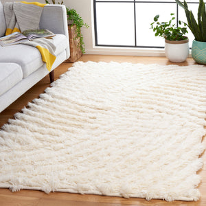 Safavieh Casablanca Handwoven Ivory Wool Rug 8X10 Plush 1.75" Pile Organic Linear Texture For Living Rooms 7'-0" x 7'-0" CSB498A-7SQ