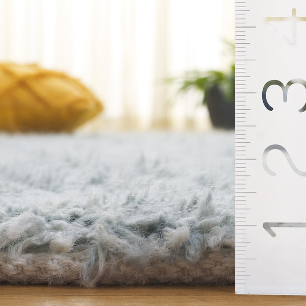 Safavieh Casablanca Handwoven Wool Rug - Elevate Your Home With Timeless Charm, Comfort, And Vibrant Elegance Teal Wool Csb499j-3