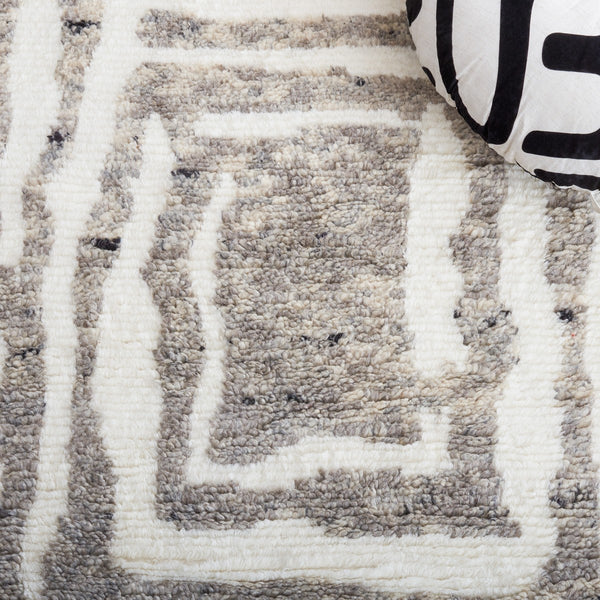 Casablanca Hand Knotted New Zealand Wool Rug - Elegant Contemporary Design for Timeless Spaces