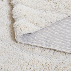 Safavieh Casablanca Hand-tufted Area Rug In Soft Neutral Shade For Elegance And Comfort In Any Room Ivory 90% Wool & 10% Cotton Csb789a-8