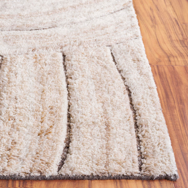 Safavieh Casablanca Handwoven Area Rug - Artisanal Luxury In Contemporary Organic Design For Elegant Spaces Natural ,Beige 80% Wool,20% Cotton Csb794b-5