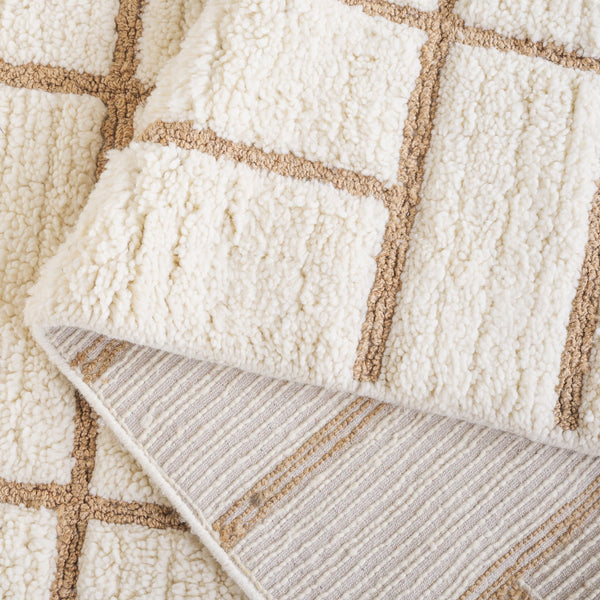 Safavieh Casablanca Handwoven Area Rug - Elegant Wool & Jute Blend, Modern Geometric Design For Cozy Spaces Natural ,Ivory 90% Wool,10% Jute Csb795a-6sq