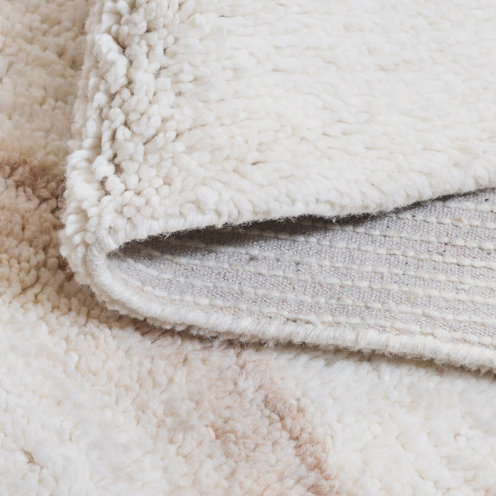 Safavieh Casablanca Hand-tufted Area Rug – Elegant Wool Blend For Living Room, Bedroom, Or Hallway Decor Beige ,Ivory 90% Wool & 10% Cotton Csb797b-3