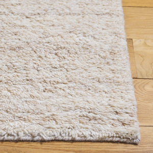 Safavieh Casablanca Hand-tufted Runner Rug - Cozy Wool Blend, Elegant Design For Hallways And Narrow Spaces Beige ,Ivory 90% Wool & 10% Cotton Csb798b-5